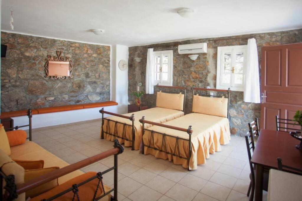 White Dreams Studio Mykonos Town Экстерьер фото